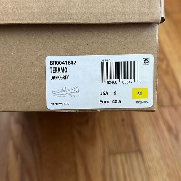 Born Teramo Dark Grey Suede Loafers Women’s Size 9 NIB - Picture 10 of 10